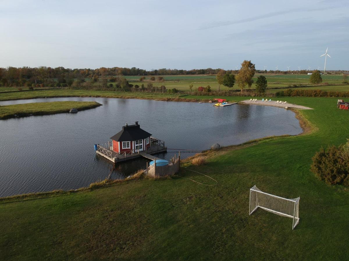 Svalsjoens Oeland
